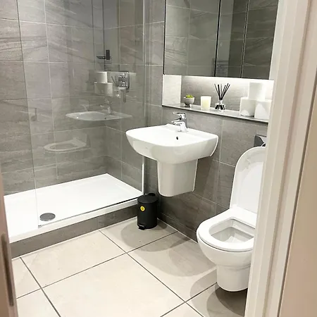 2 Bedroom Апартаменты *