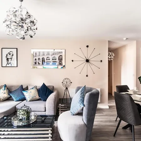 Spacious & Bright 2 Bed In Lejlighed Manchester