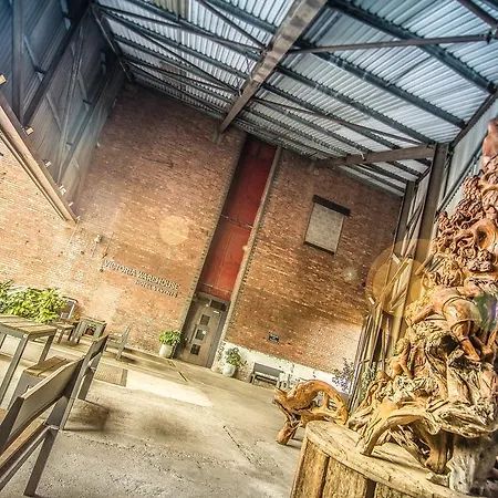 Victoria Warehouse 3*