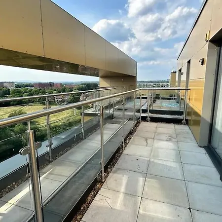 Chic 1 Bed Mcr Ap W/balcony- Sleeps 4 * Manchester