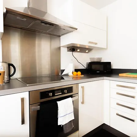 Apartamento Gem: Cosy 2br With Private Balcony Mánchester