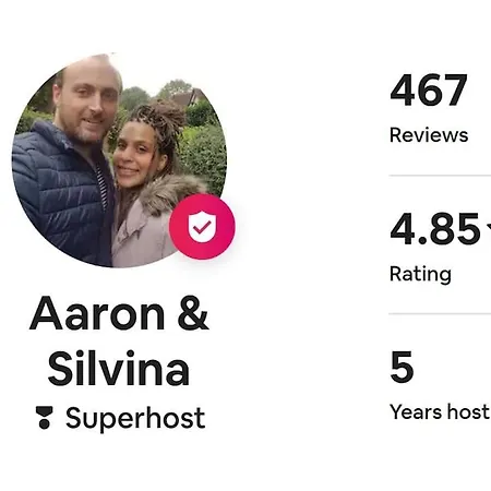 4 Bedrooms, 8 Min To City! بيت للعطل