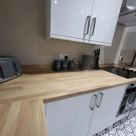 4 Bedrooms, 8 Min To City! 別荘 マンチェスター