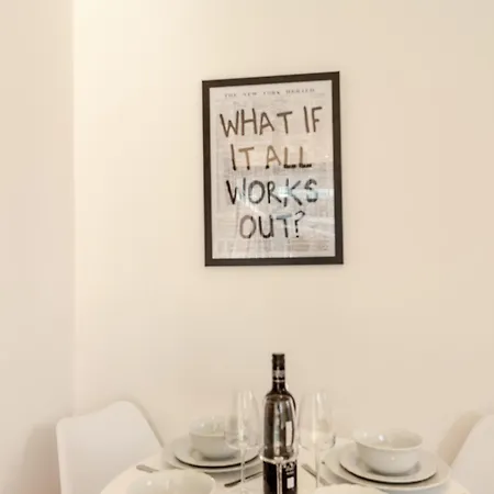 Gem: Cosy 2br With Private Balcony