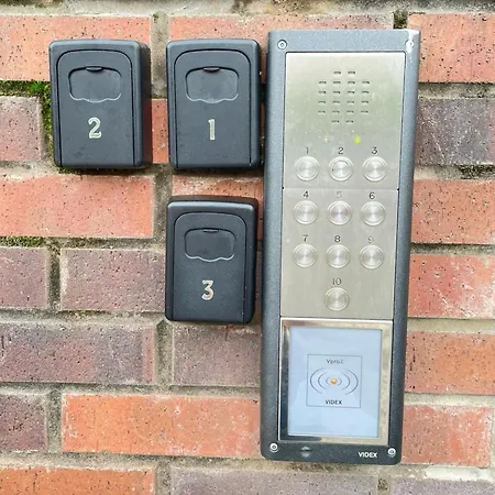 Lovely 4 Bed * Manchester