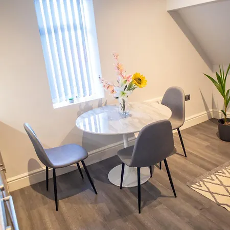 Msrsh Lux 5 Manchester