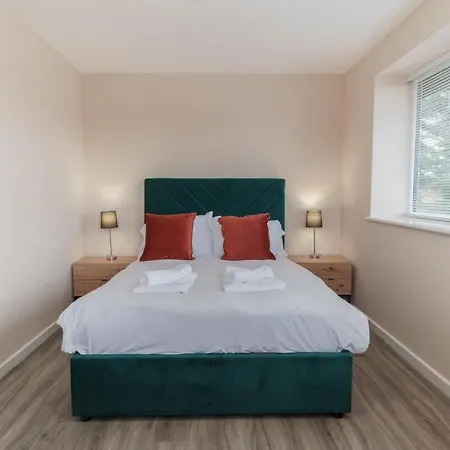 Fantastic 1 Bed Flat - Sleeps 3 아파트 맨체스터