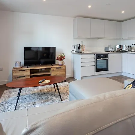 Stylish 1 Bed In Centre *