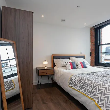 Stylish 1 Bed In Centre Manchester
