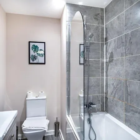 아파트 Modern 1 Bed *