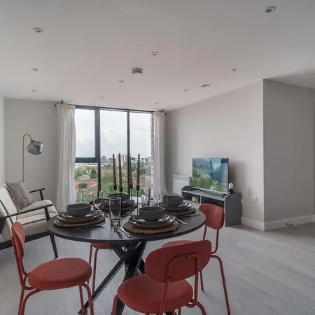 Fantastic 3 Bedroom *