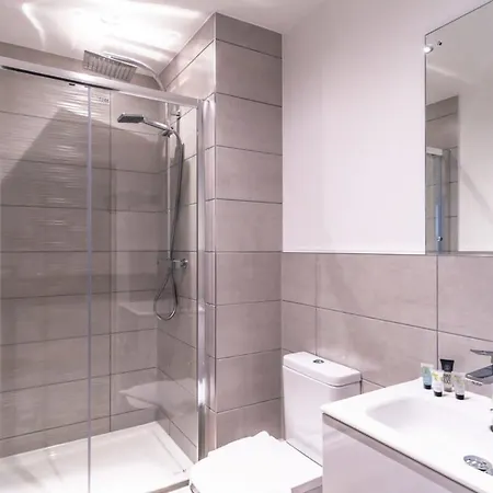 Apartment Zeni, Alexandra Rise Slick 1 Bed *