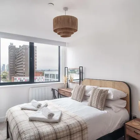 Zeni, Alexandra Rise Fab 1br Flat * Манчестер