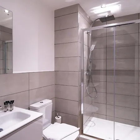 Zeni, Alexandra Rise Neat 1 Bed Διαμέρισμα