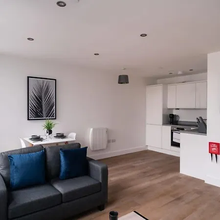 Zeni, Alexandra Rise Chic 1br Flat مانشستر