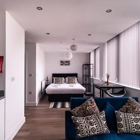 Zeni, Alexandra Rise Fab Apartamento Manchester