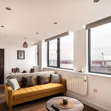 Stayzeni, Alexandra Rise Super 1 Bed