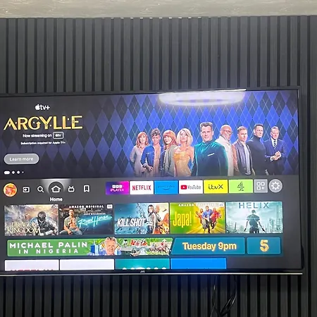 Dynasty - Alison Kelly Close Μάντσεστερ