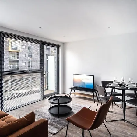 Apartment Spacious 2 Bed In Central