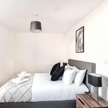 Appartement Stayzeni, Alexandra Rise 2 Bed Flat *