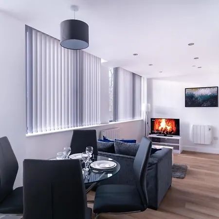 Stayzeni, Alexandra Rise Lovely 1 Bed Манчестер