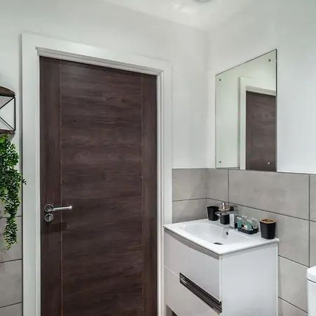 아파트 Stayzeni, Alexandra Rise Cosy 1br Flat 맨체스터