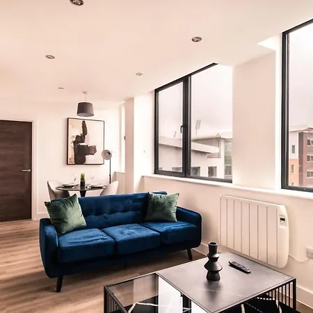 Stayzeni, Alexandra Rise Cool 1 Bed