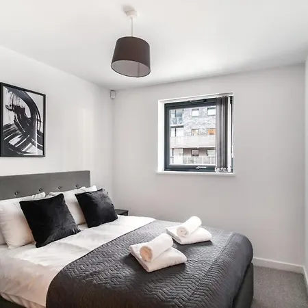 Stunning 2 Bed In Manchester