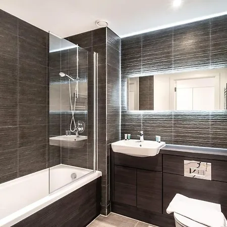 Stunning 2 Bed In Apartmán