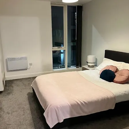 Lovely 2 Bedroom In