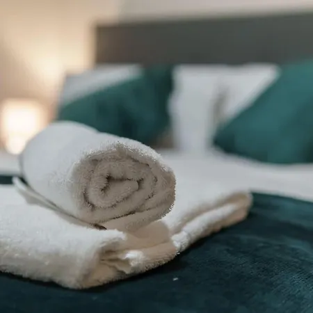 1bed Apartment, Free Parking For Two, Long Term Discounts Daire *