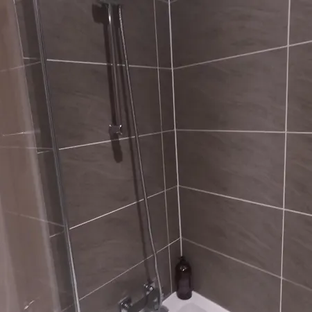 Redrup Properties Apartament *