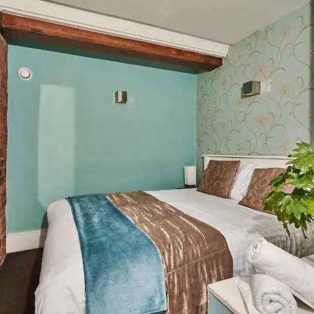 Bed & Breakfast Lushpads Manchester