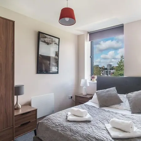 아파트 Bright & Modern 2 Bed Manchester Apartment 맨체스터