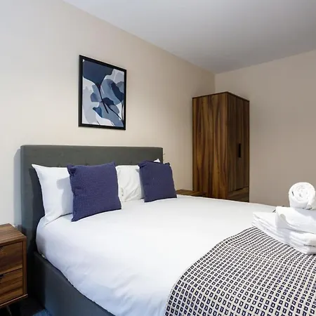 Apartment Modern 2 Bedroom