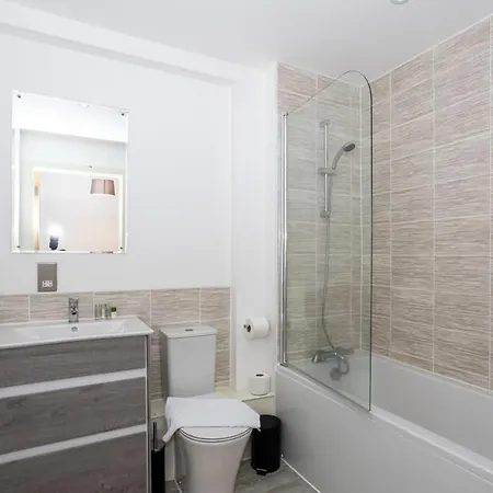 Smart 1 Bedroom In Salford Apartamento