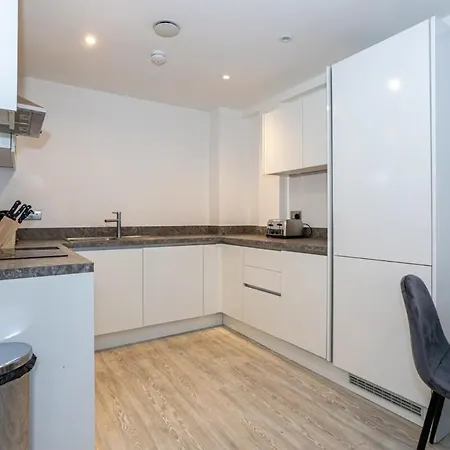 Smart 1 Bedroom In Salford * Manchester