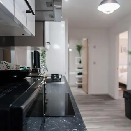 Lovely 2 Bed In - Sleeps 4 * Manchester