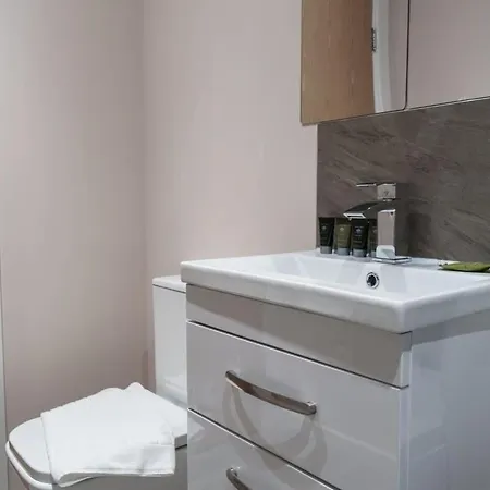 Apartment Lovely 1 Bed In - Sleeps 2 Manchester