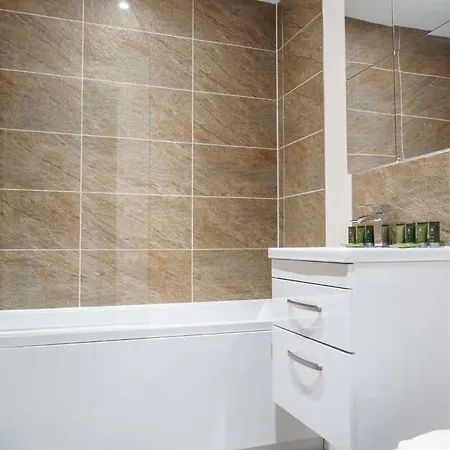 Fantastic 1 Bed - Sleeps 2 Manchester