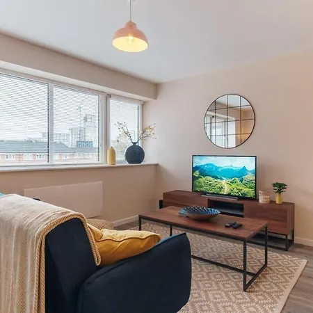 Fantastic 1 Bed - Sleeps 3 Apartment *