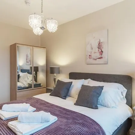 Contemporary 1 Bed Flat - Sleeps 3