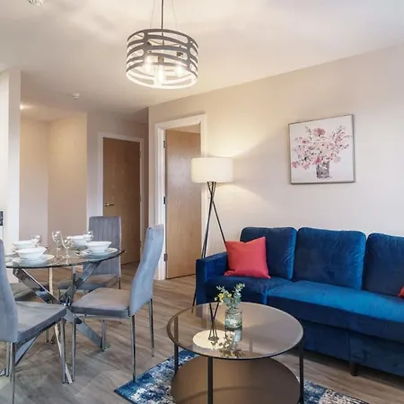 Contemporary 1 Bed Flat - Sleeps 3 * Mánchester