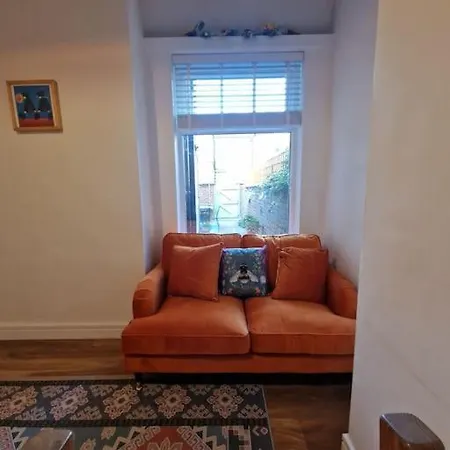 Gorgeous Edwardian Terrace In Old Trafford Manchester