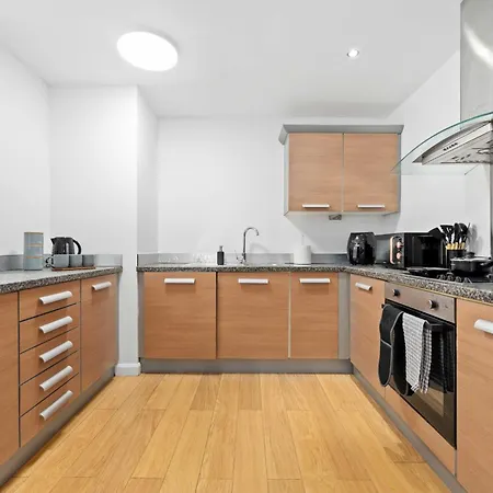 Modern 2bed Northern Quarter, Long Stays, Contractors Manchester