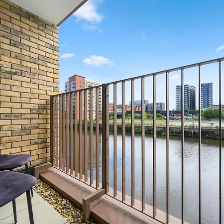 Harboview Haven Waterfront Manchester