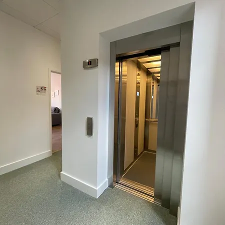 Apartment Superb 2bd In China Town Manchester