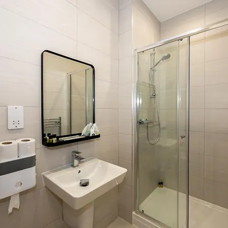 Amazing 1bd China Town