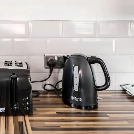 Apartamento 3 Bedroom House With Modern Interior, Close To The Etihad Stadium Manchester