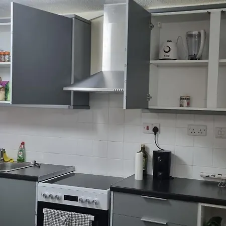 Apartment 1 Bed Flat Fully Furnished, Manchester, Hulme, Oxford Rd